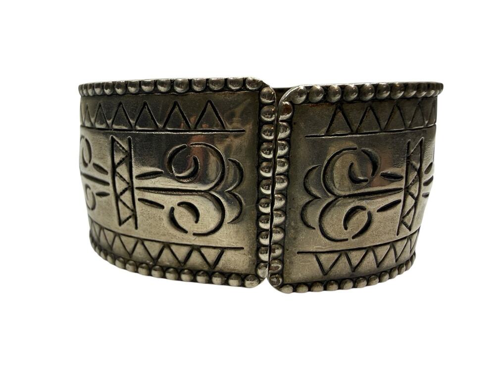 Vintage Ethnic Tribal Engraved Hinged Cuff Bracelet Silver Tone Wide Bangle 6"